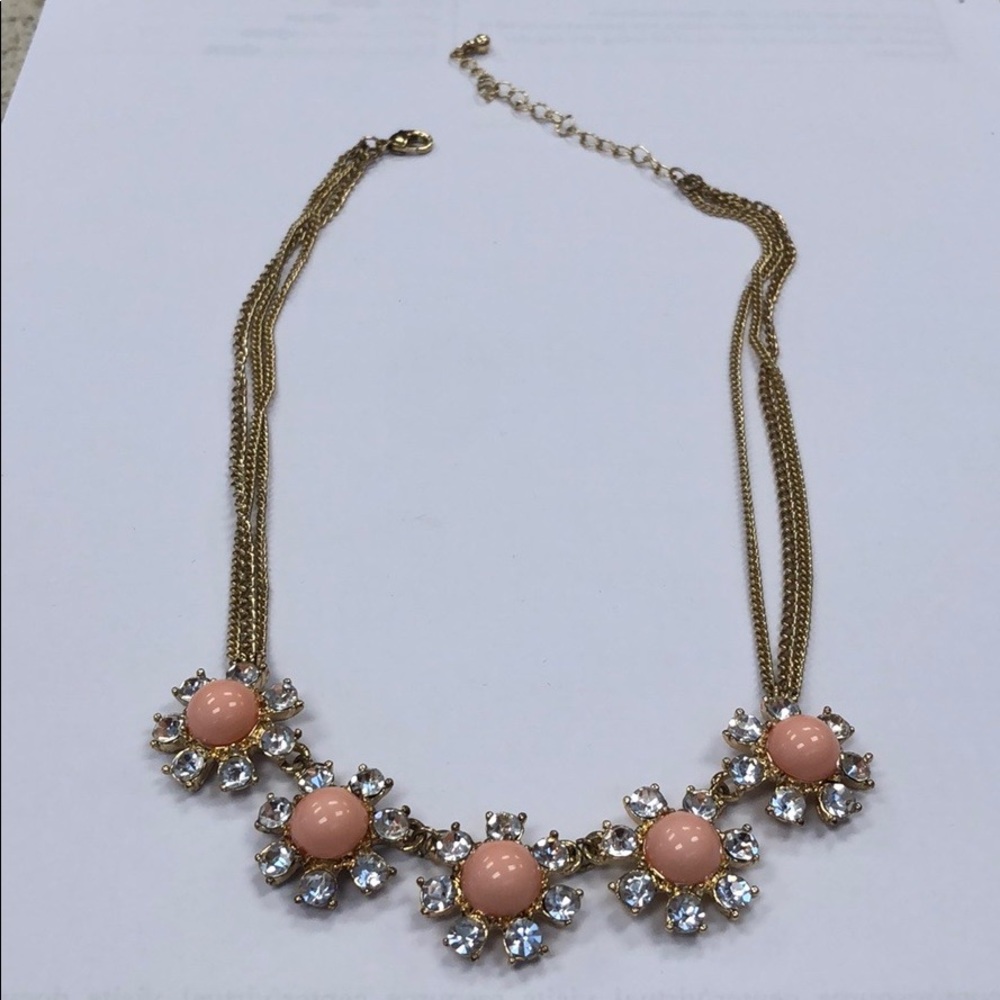A bundle of 6 Necklaces